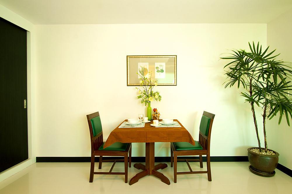 Laurel Suite Bangkok Zimmer foto